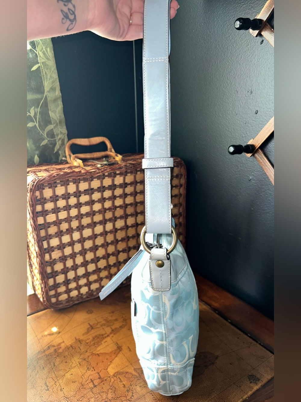 COACH 2006 Optic Signature light blue VINTAGE Canvas/Leather shoulder bag - Picture 8 of 16